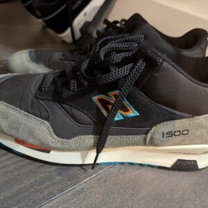 **EXCLUSIVE LIKE NEW!!! New Balance 1500 Made In UK.